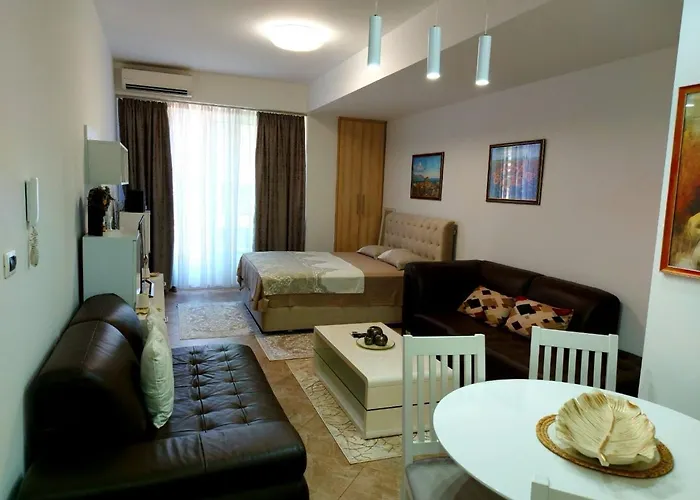 Budva City Lux