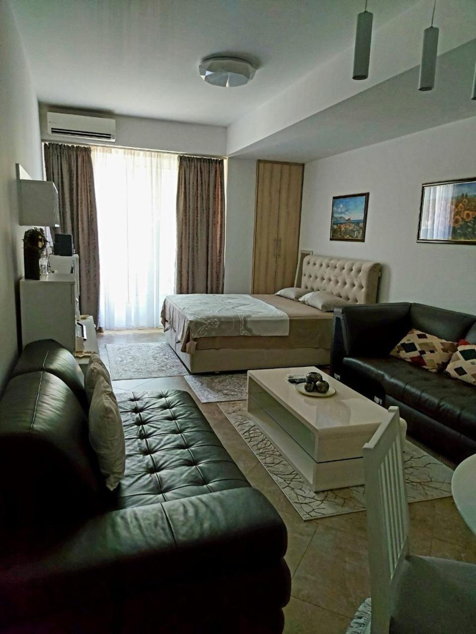 Apartment Lux *